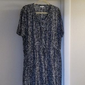 Cute Maurice's tunic, navy with white flowers